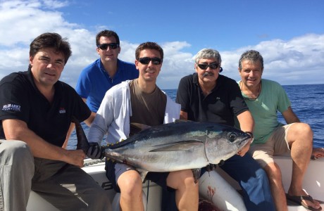 Salidas de Pesca de Bonitos - club de navegación club nautico alquiler de embarcaciones