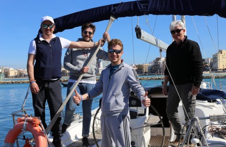 Fanautic Club revoluciona de nuevo la navegación recreativa con la fórmula “Me Cambio de Base”. - club de navegación club nautico alquiler de embarcaciones