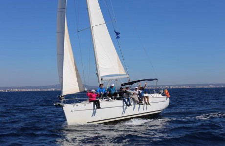 Formación y consejos náuticos  - club de navegación club nautico alquiler de embarcaciones