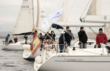 Fanautic te invita a navegar en enero - club de navegación club nautico alquiler de embarcaciones